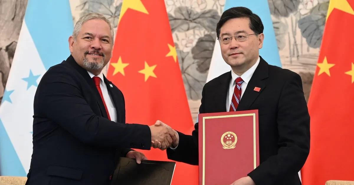 洪都拉斯与中国建交/南洋社论